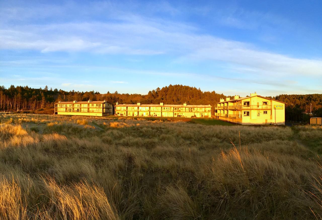 Hi-Tide Ocean Beach Resort Моуклипс Екстериор снимка