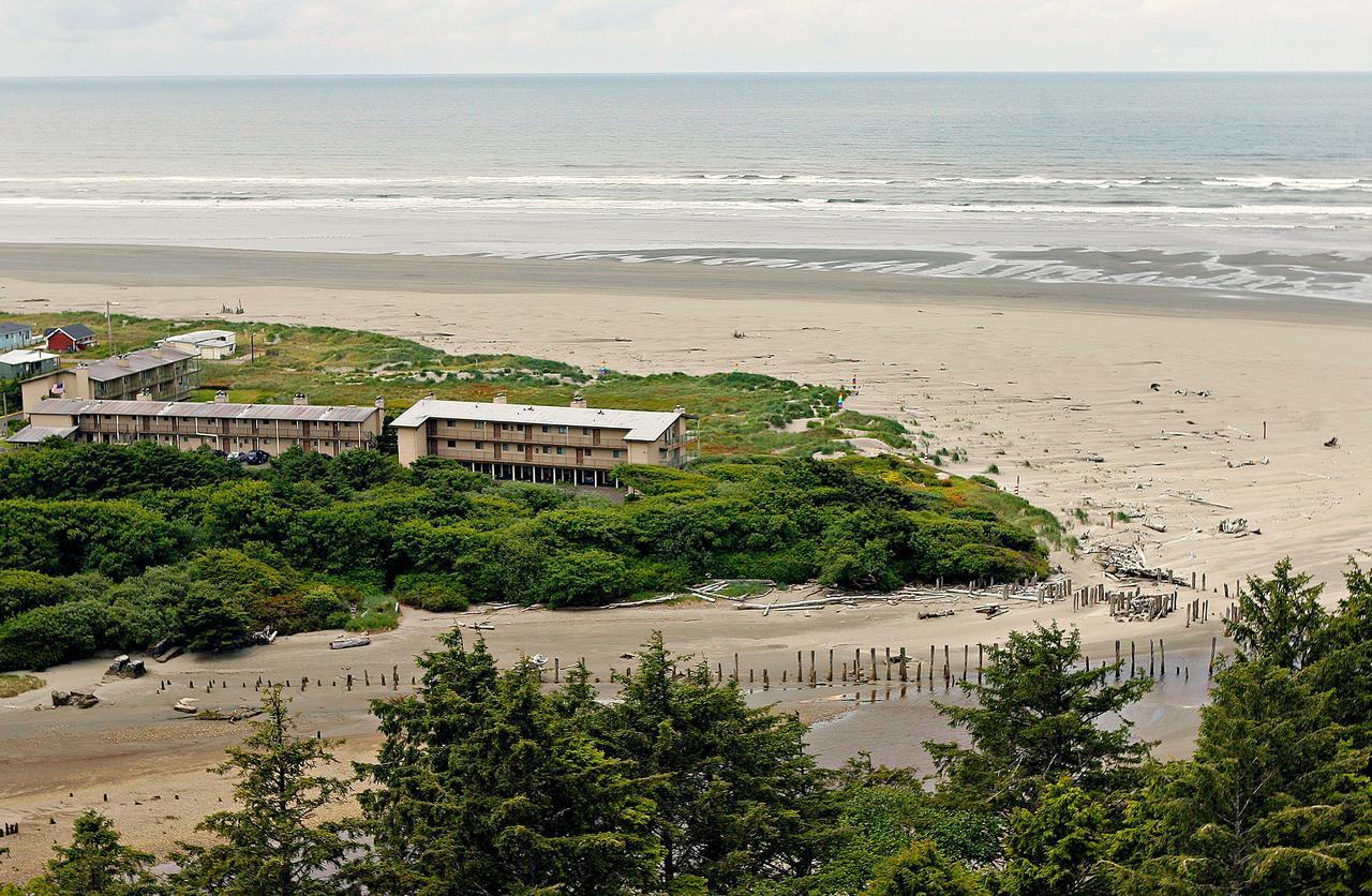 Hi-Tide Ocean Beach Resort Моуклипс Екстериор снимка