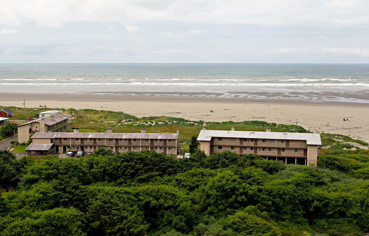 Hi-Tide Ocean Beach Resort Моуклипс Екстериор снимка